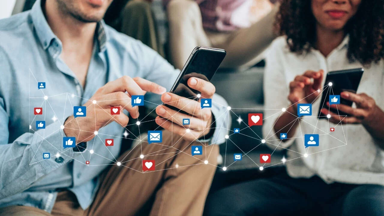 Sosyal Ağlar Yoluyla Etkileşim