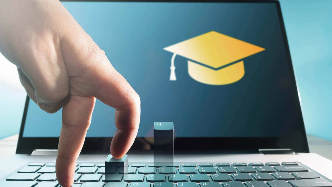 Ppratik yaparak google skills ile kariyer yapabilirsiniz.