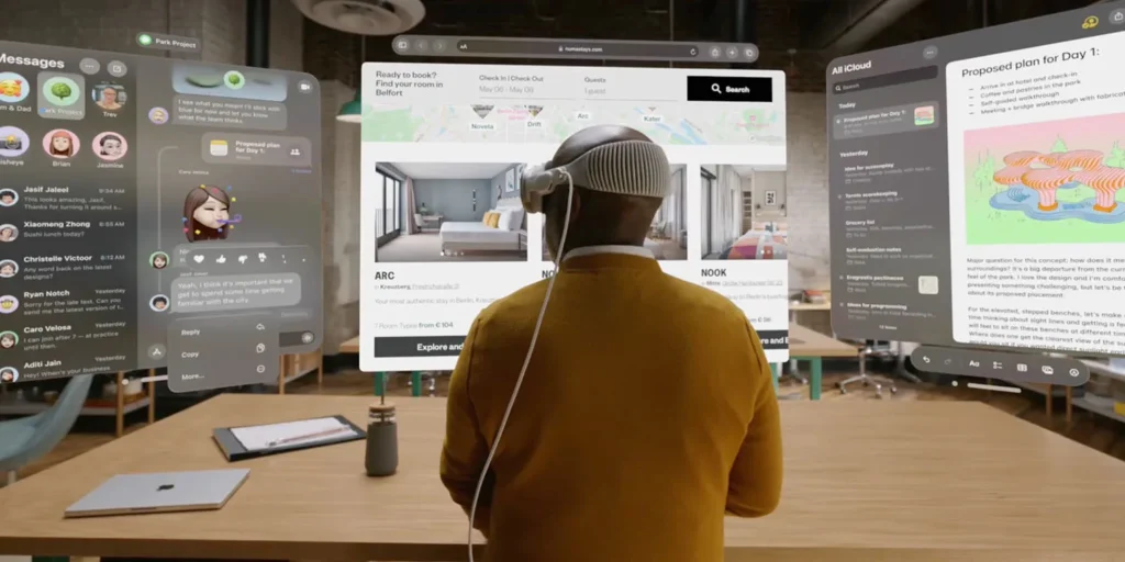 Apple Vision Pro'yu kullanan bir kullanıcı