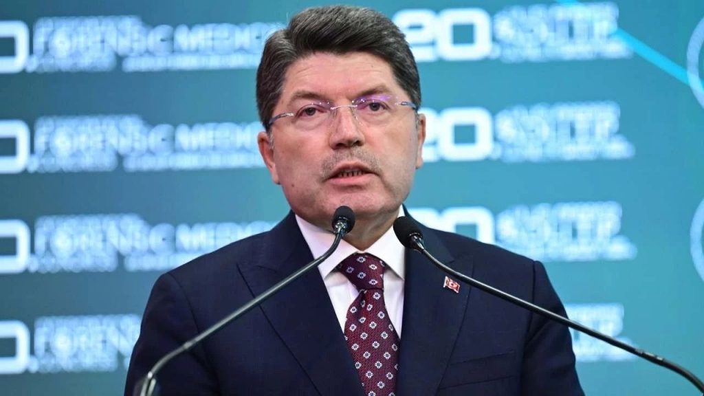 Yapay Zeka Şube Müdürlüğü: Adalet Bakanlığı’ndan Yeni Adım Yılmaz Tunç'un yapay zeka şube müdürlüğü açıklaması